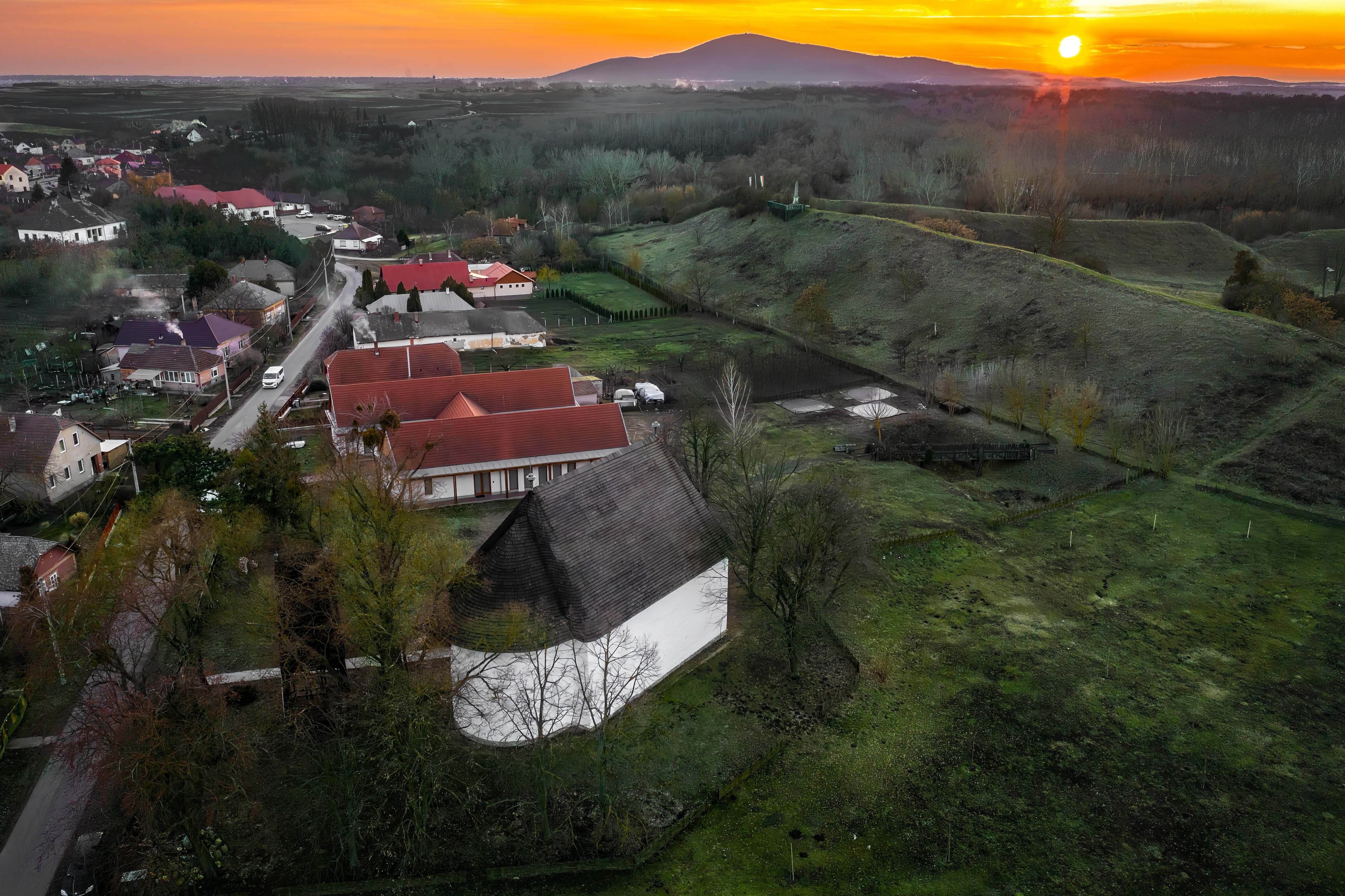 Ismerjétek meg a Szabolcs történelmi emlékhelyet